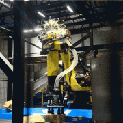 机械人和员工的畅了